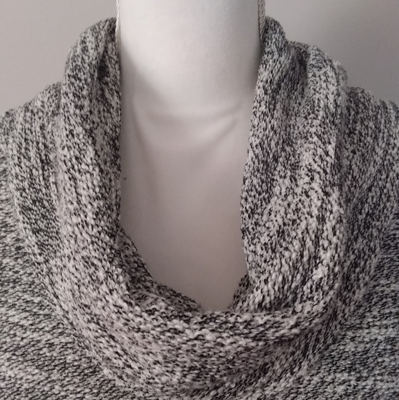 Merona Black and White Bulkie Marbled Sweater w/Large Cowl Collar - Picture 4 of 13